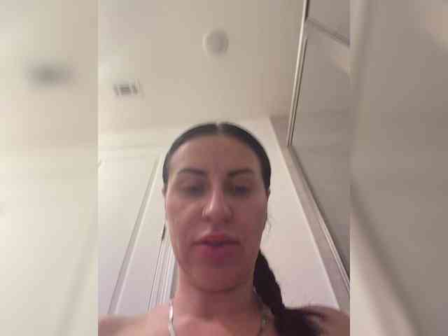 VioletBaby webcam