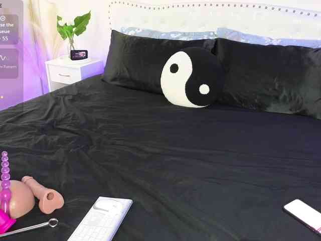 VioletBaby webcam