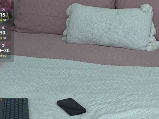 VioletBaby webcam