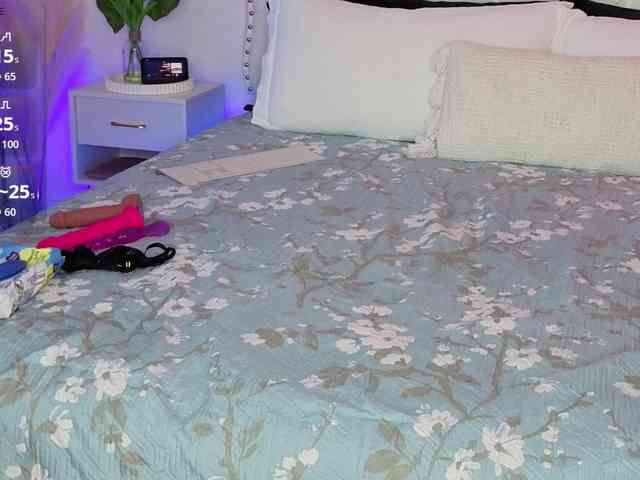 VioletBaby webcam