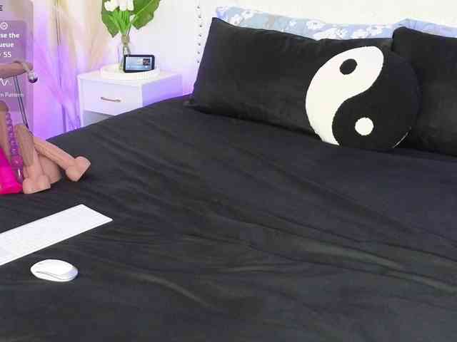 VioletBaby webcam