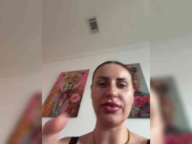 VioletBaby webcam