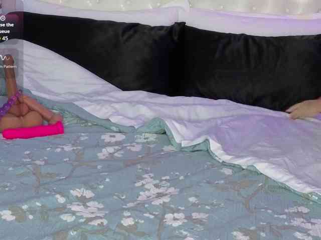 VioletBaby webcam