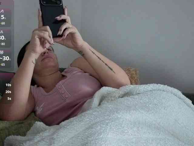 VioletBaby webcam