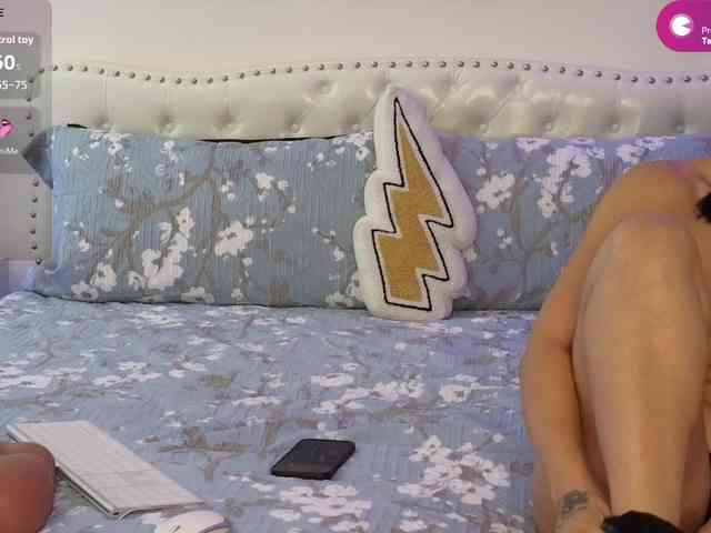 VioletBaby webcam