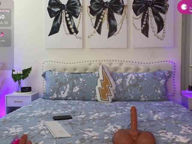 VioletBaby webcam
