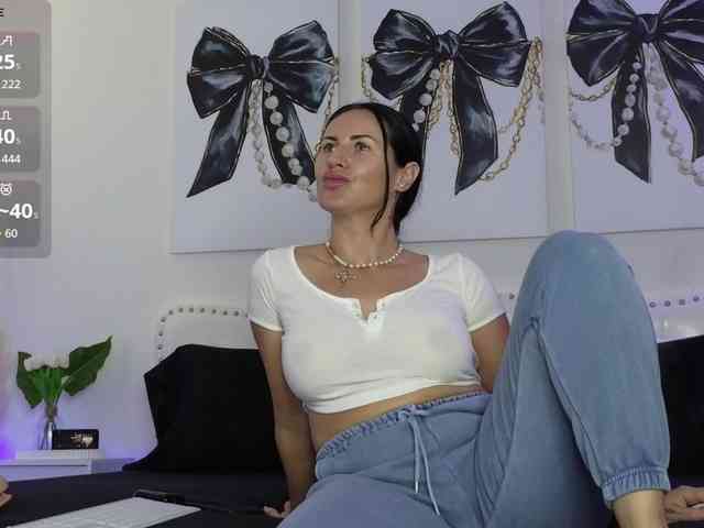 VioletBaby webcam