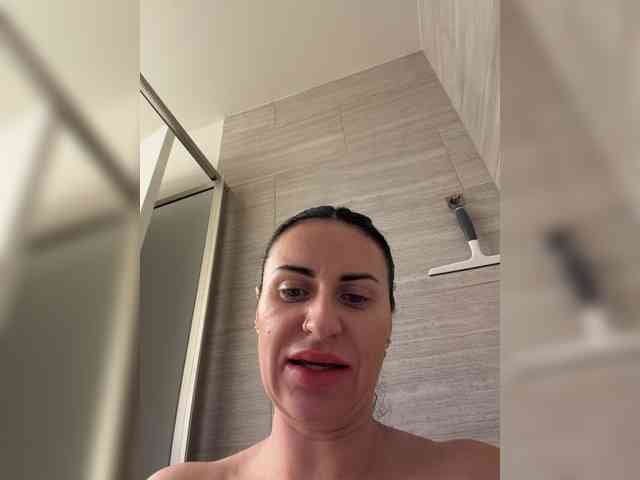 VioletBaby webcam