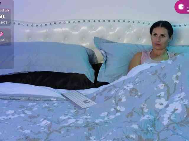 Violet888 Live Webcam on BongaCams