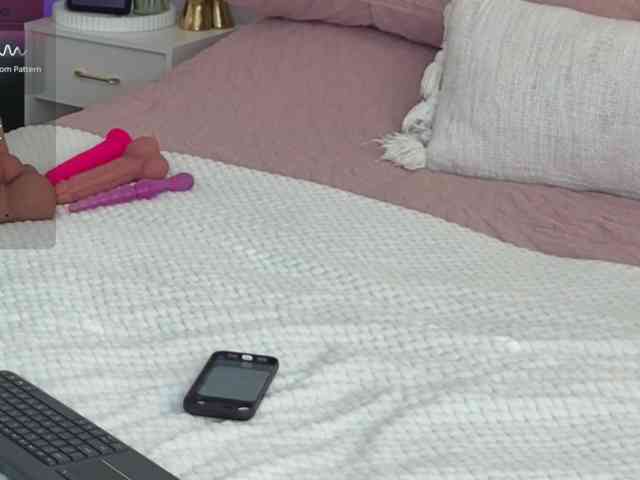 VioletBaby webcam