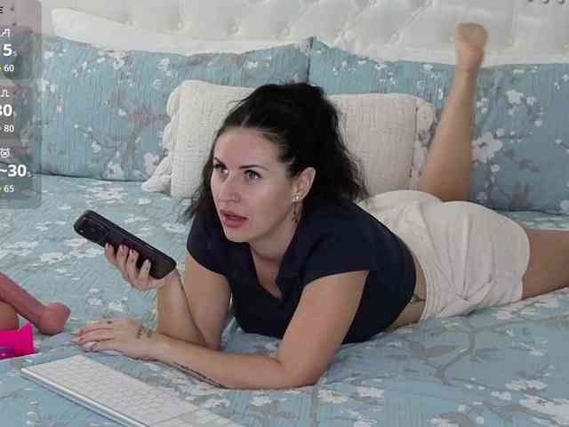 VioletBaby webcam
