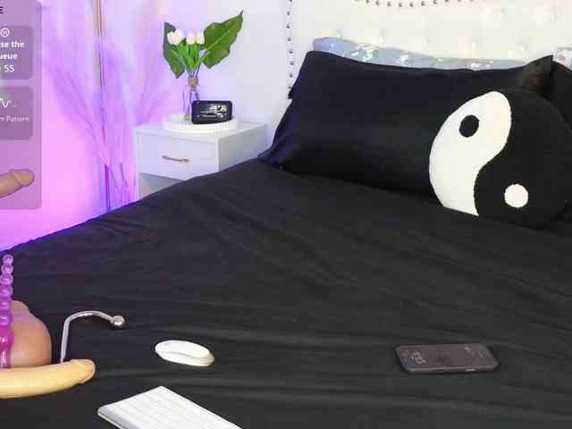 VioletBaby webcam