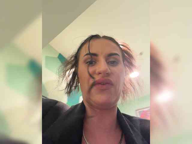 VioletBaby webcam