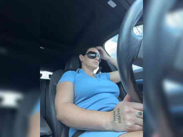 VioletBaby webcam