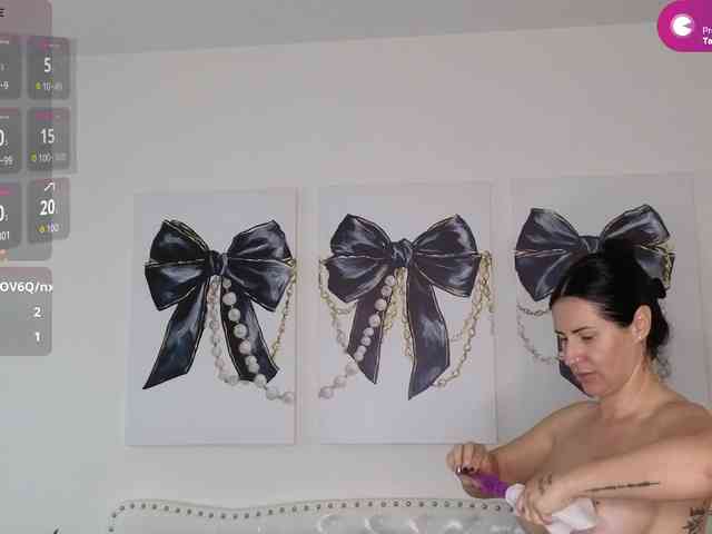VioletBaby webcam