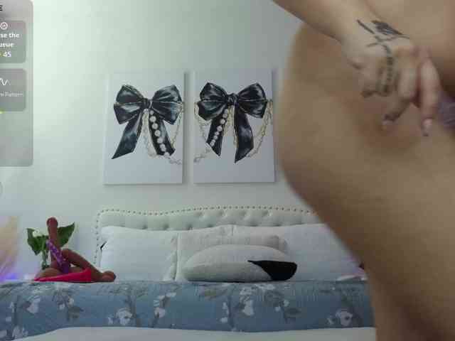 VioletBaby webcam