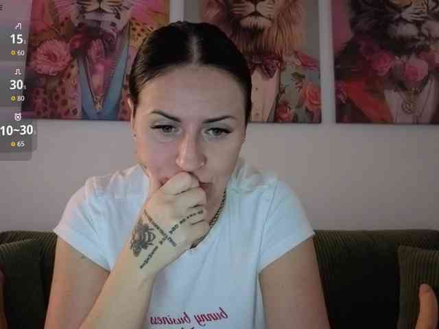 VioletBaby webcam