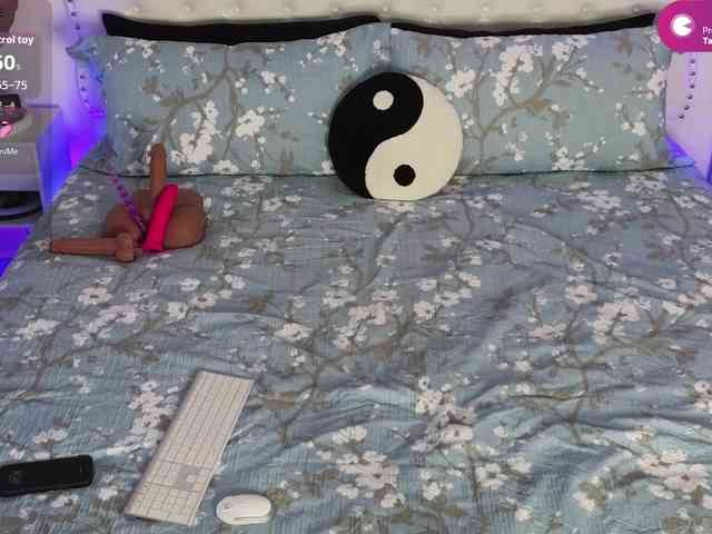 VioletBaby webcam