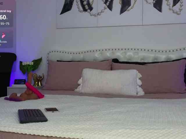 VioletBaby webcam