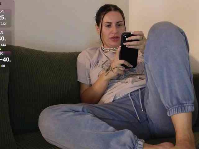 VioletBaby webcam