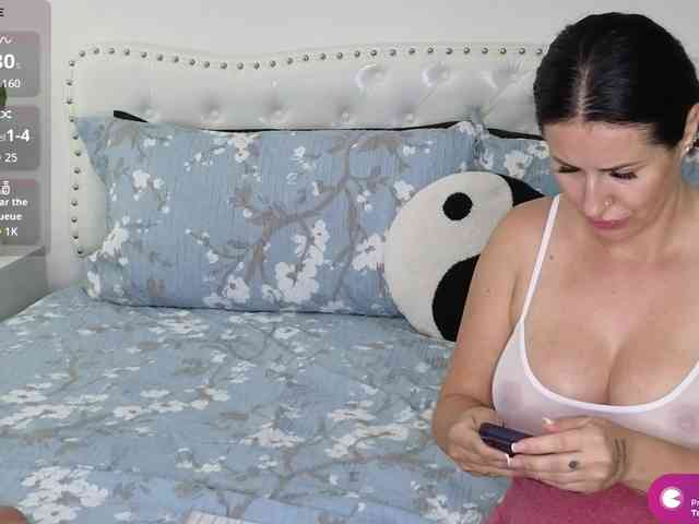 VioletBaby webcam