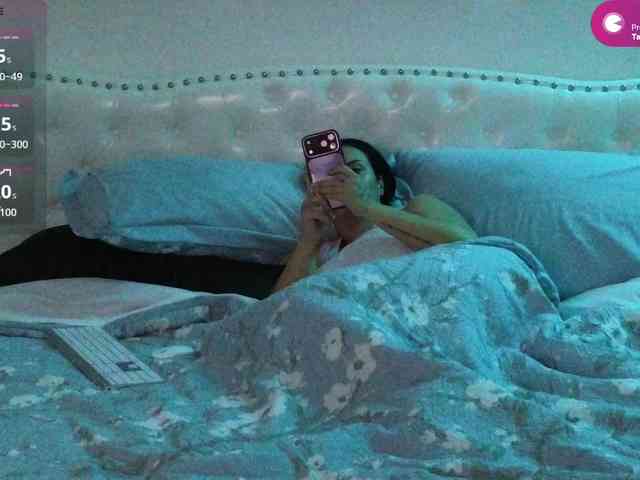 VioletBaby webcam