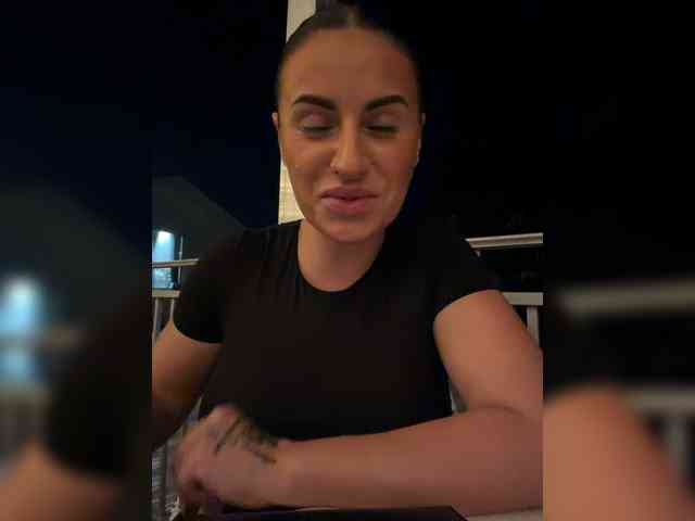 VioletBaby webcam