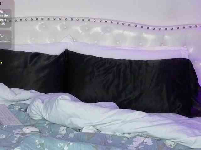 Violet888 Sex Cam Show