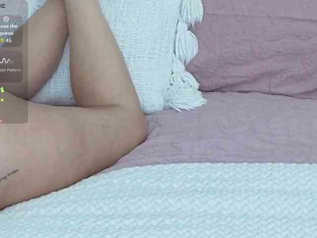 VioletBaby webcam