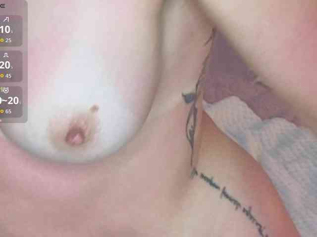 VioletBaby webcam