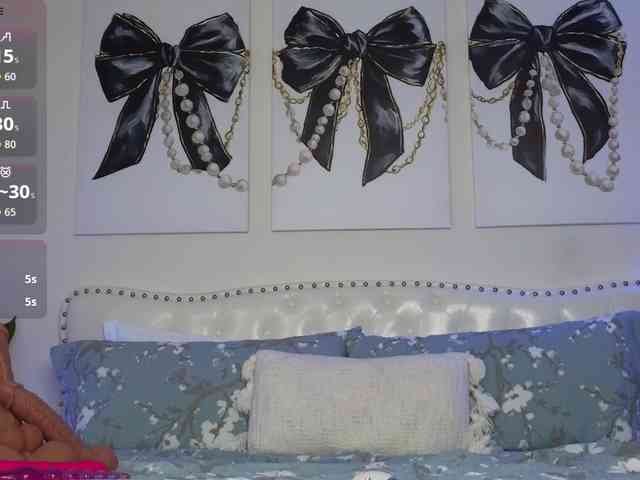 VioletBaby webcam