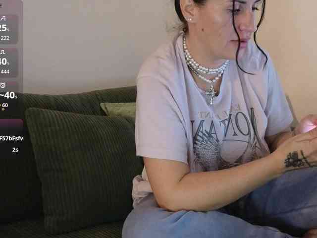 VioletBaby webcam