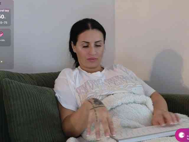 VioletBaby webcam