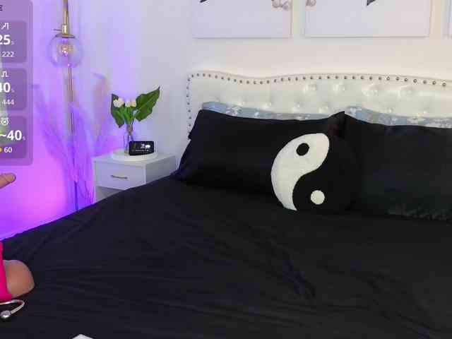 VioletBaby webcam