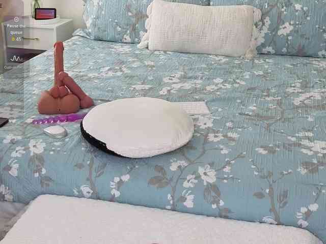 VioletBaby webcam