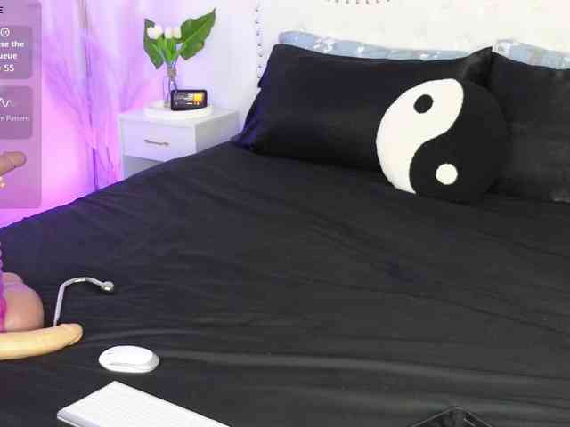 VioletBaby webcam