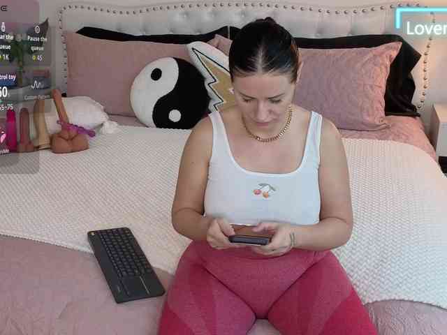 VioletBaby webcam