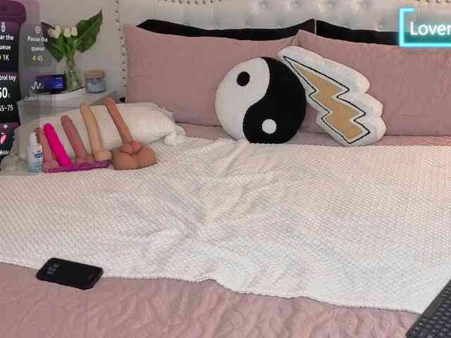 VioletBaby webcam