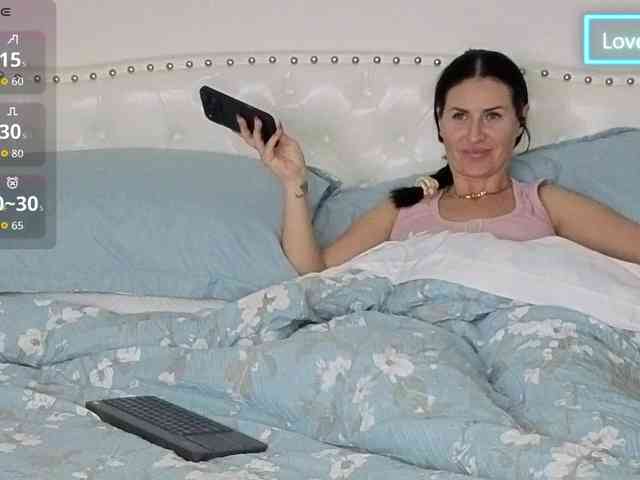 VioletBaby webcam