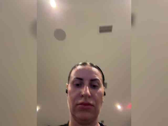 VioletBaby webcam