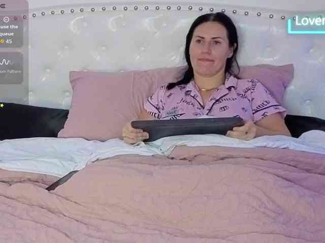VioletBaby webcam