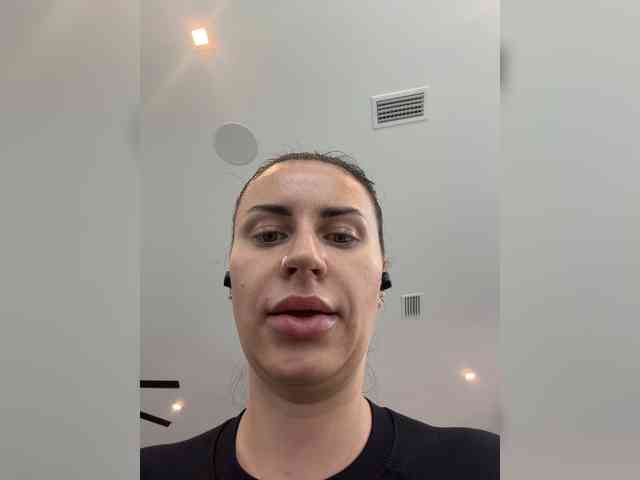 VioletBaby webcam