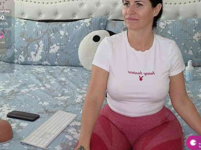 VioletBaby webcam