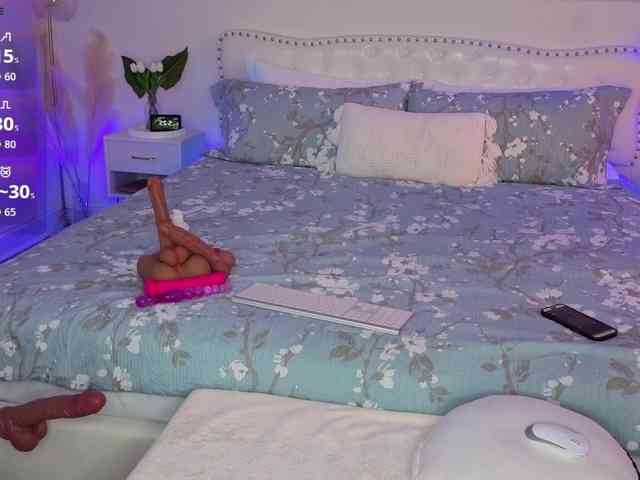 VioletBaby webcam