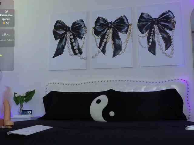 VioletBaby webcam