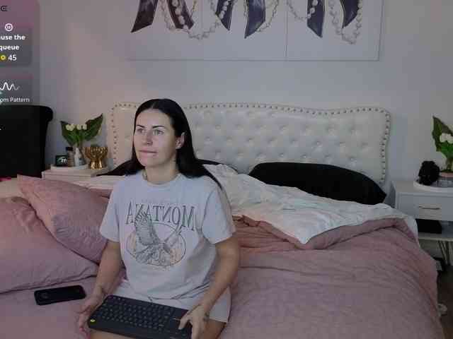 VioletBaby webcam