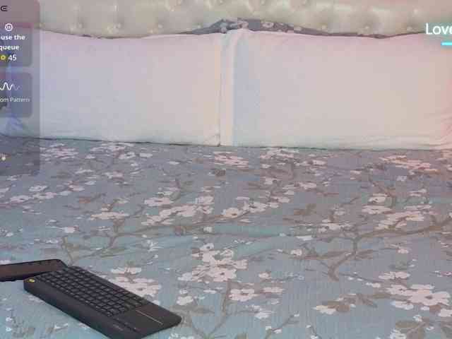 VioletBaby webcam