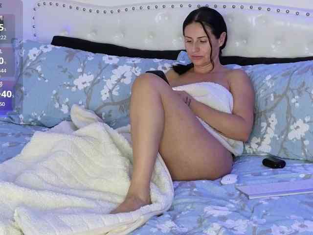 VioletBaby webcam