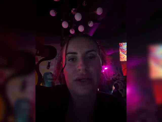 VioletBaby webcam