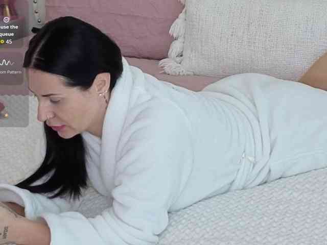 VioletBaby webcam